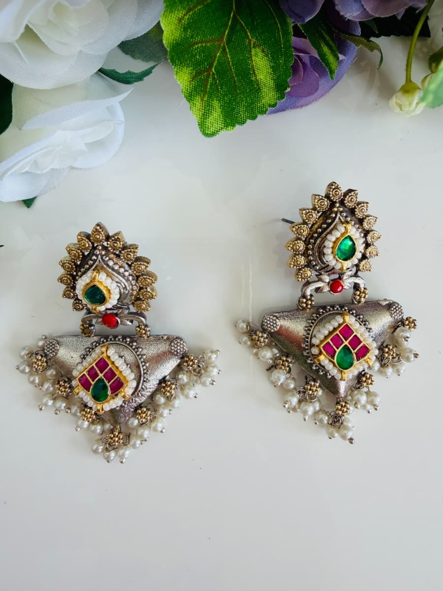 Kundan Bangle Set (Set of 4)