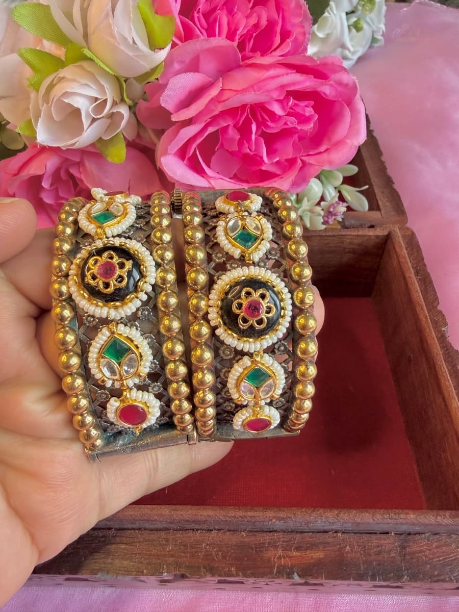 Pachi Kundan Bangles 003 view 1