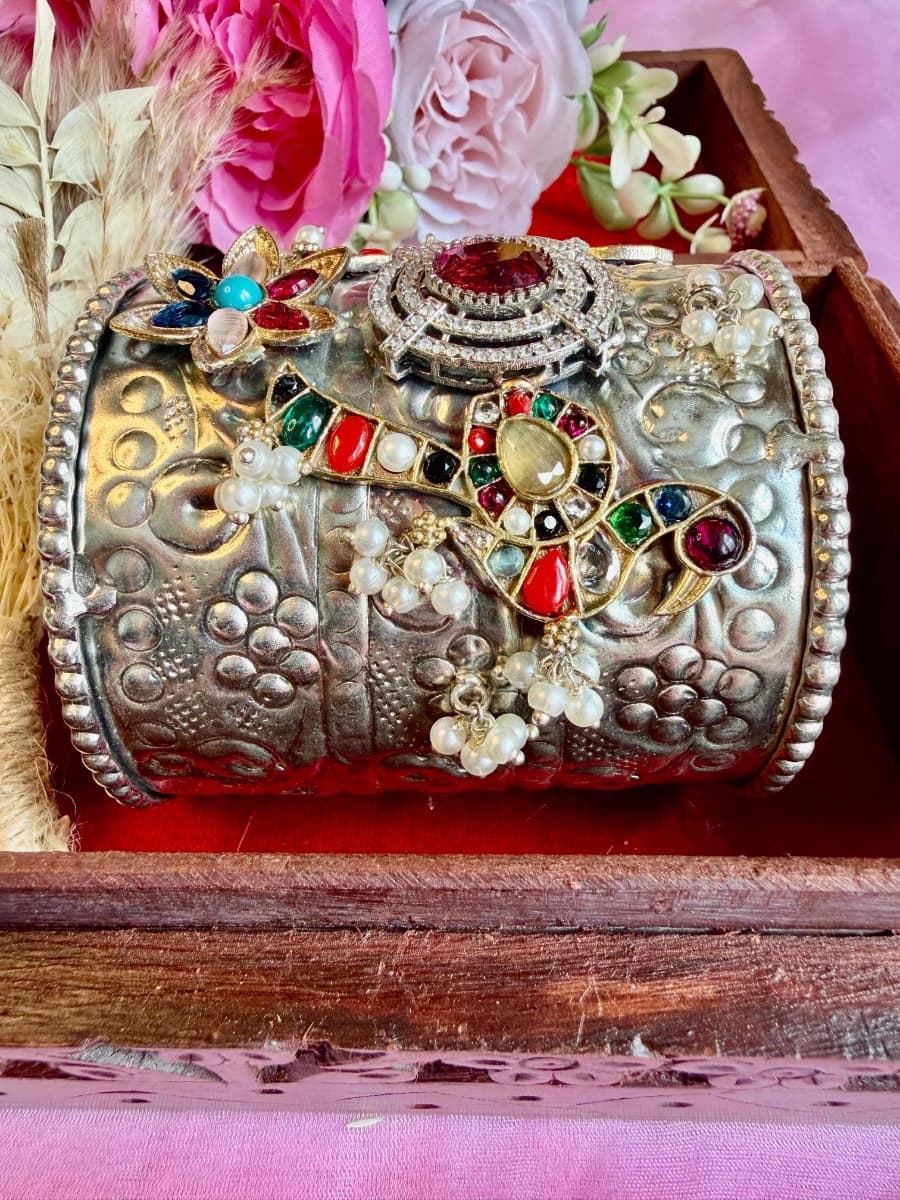 Pachi Kundan Kada 014 view 2